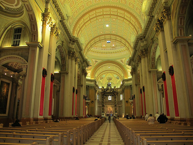 20_cathedral-interior