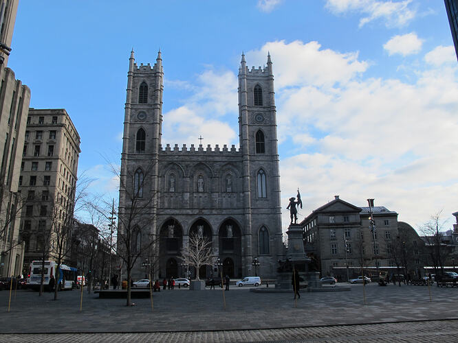 14_notre-dame-basilica