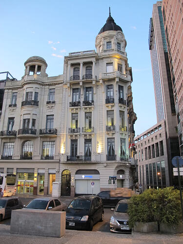 2016-02-05_2000_montevideo_palacio-salvo-dusk-5