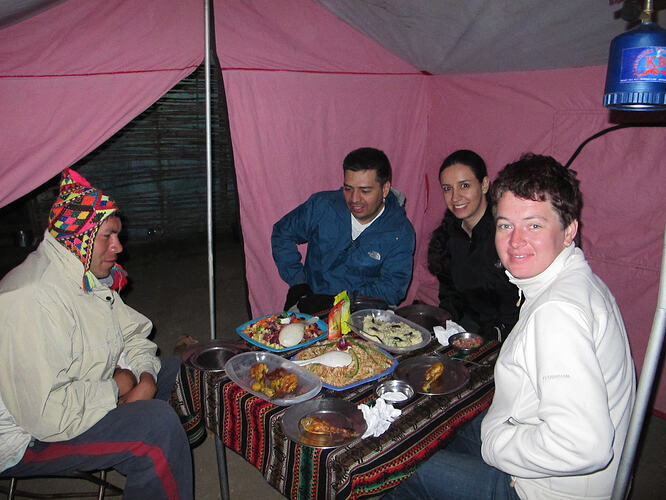 08_Day1_Dinner_tent