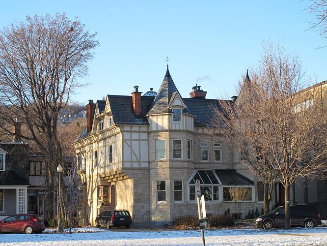 13_victorian-house