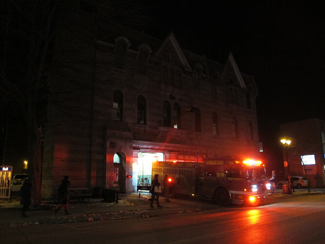 20_fire-truck-at-night